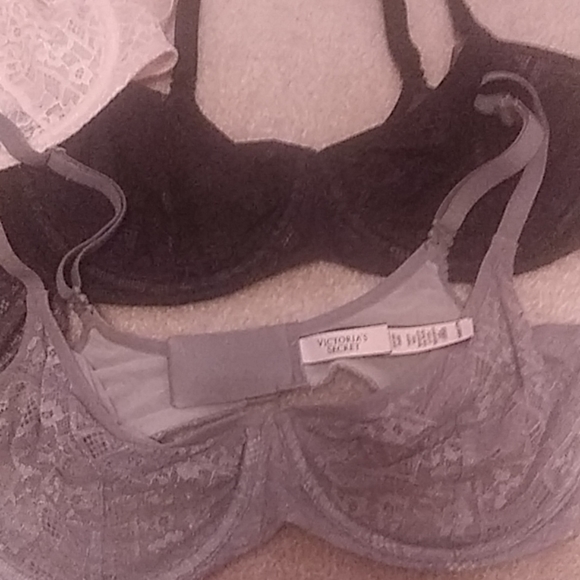 Victoria's Secret Body by Victoria bras - Picture 3 of 3